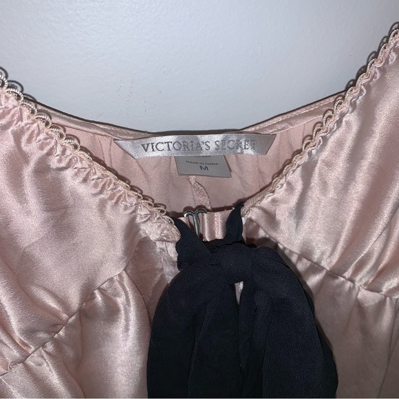 Victoria’s Secret Silky Babydoll‎ Top Size Medium Lingerie Light Pink Black Bow - Picture 4 of 6